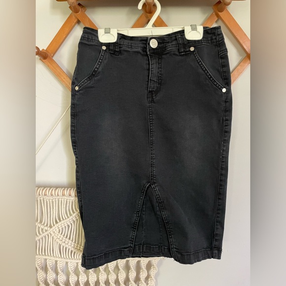 One5One Black denim pencil skirt modest knee length fall size small - Picture 3 of 8